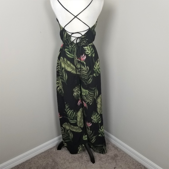 NWOT Papaya Back Lace Floral Jumpsuit - Picture 5 of 8